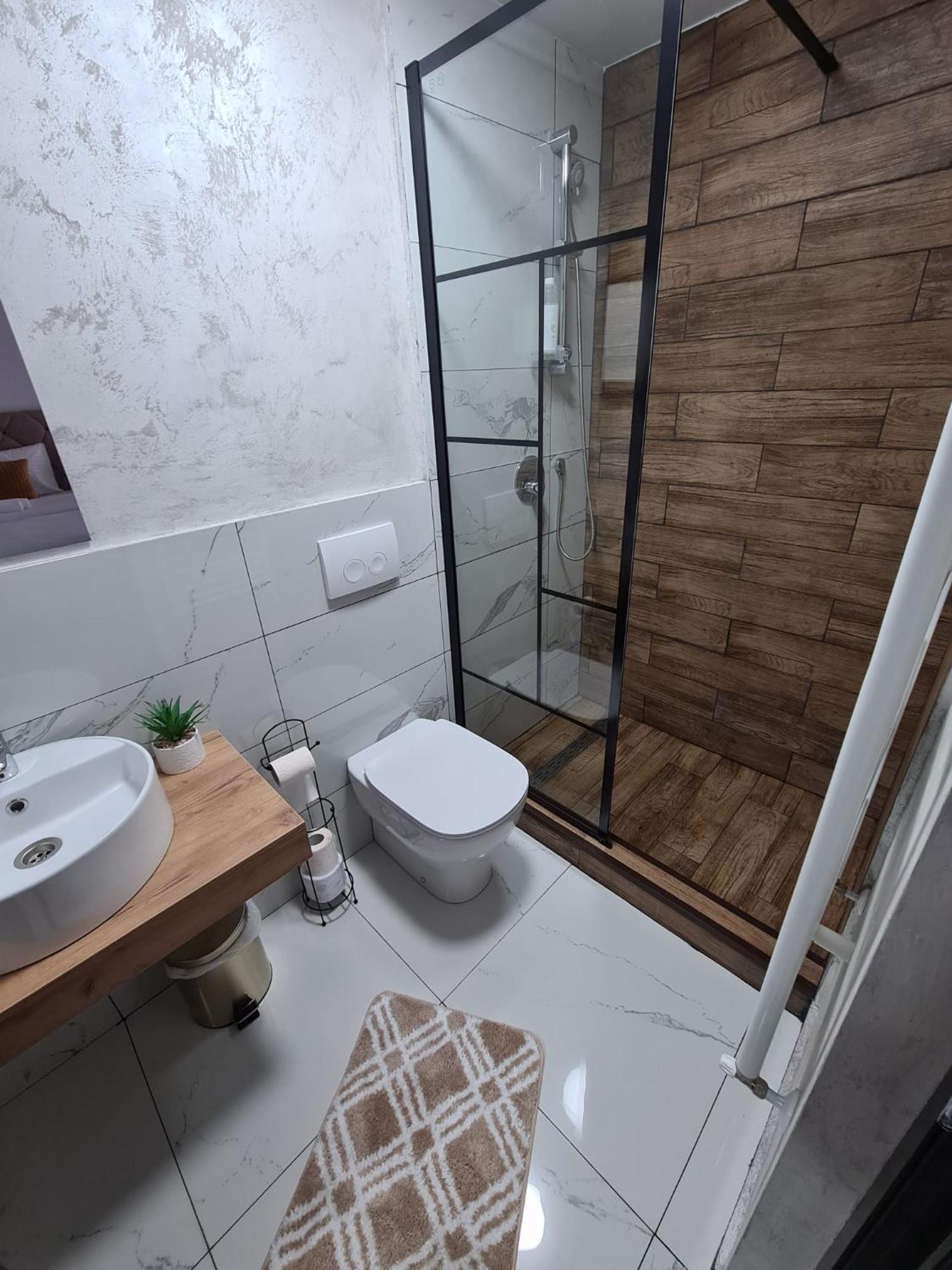 Bella Vista Bungalow Turda Værelse billede