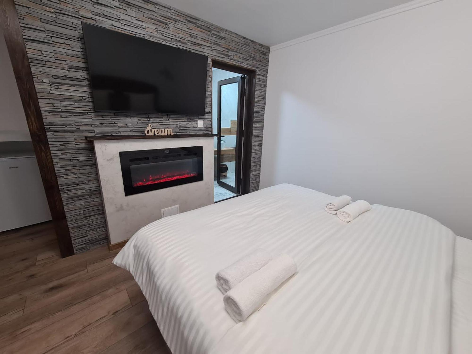 Bella Vista Bungalow Turda Værelse billede